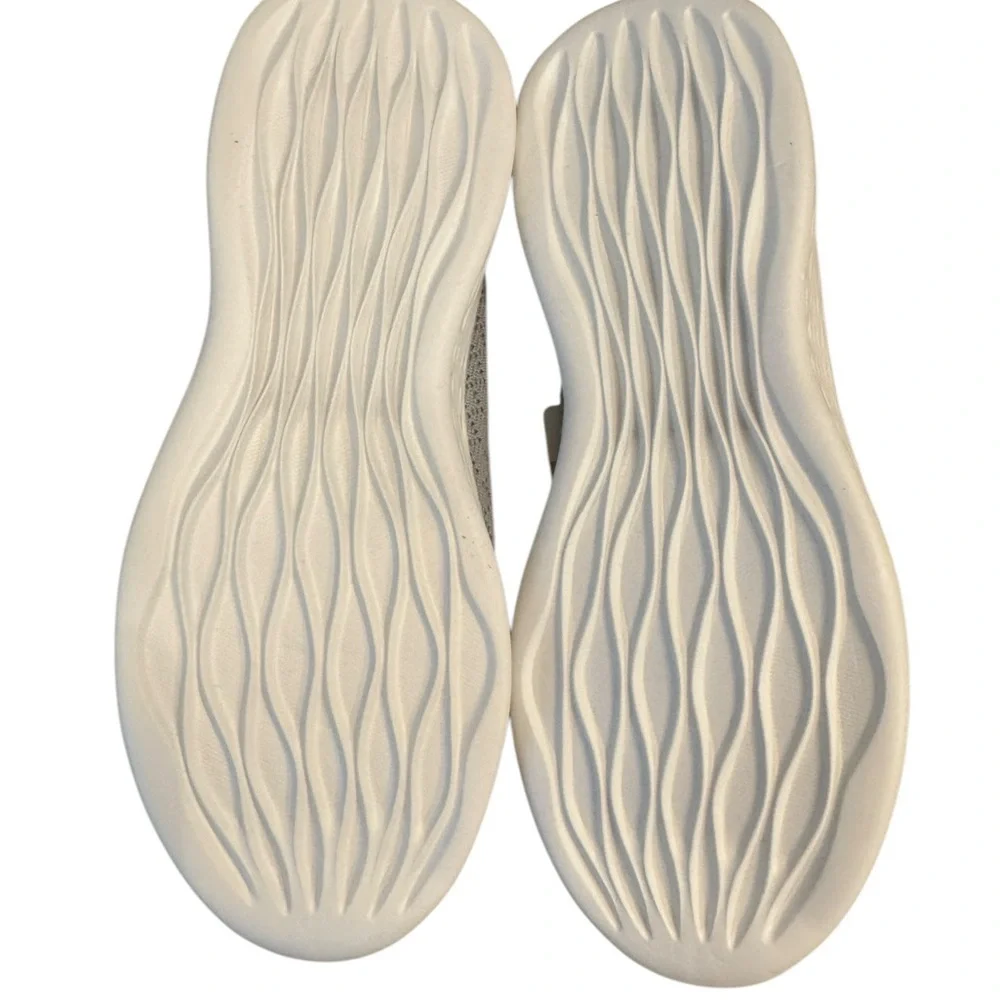 Light Gray Slip-On Knit Shoes‎